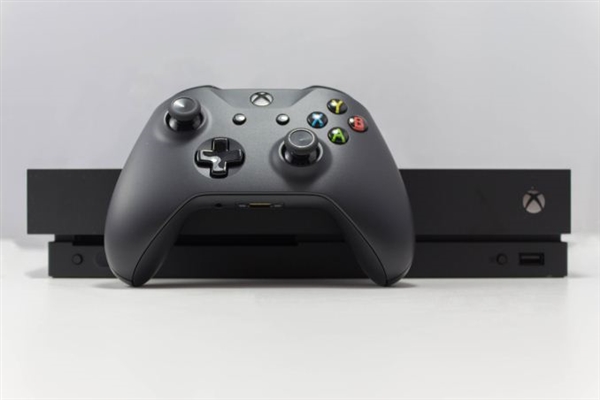 Xbox One X开启4K HDR后：感觉以前玩的是假游戏