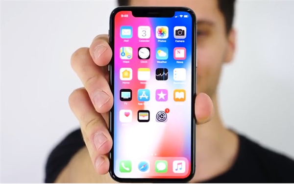 万万没想到！iPhone X/iPhone 8对比跌落测试：结果神逆转